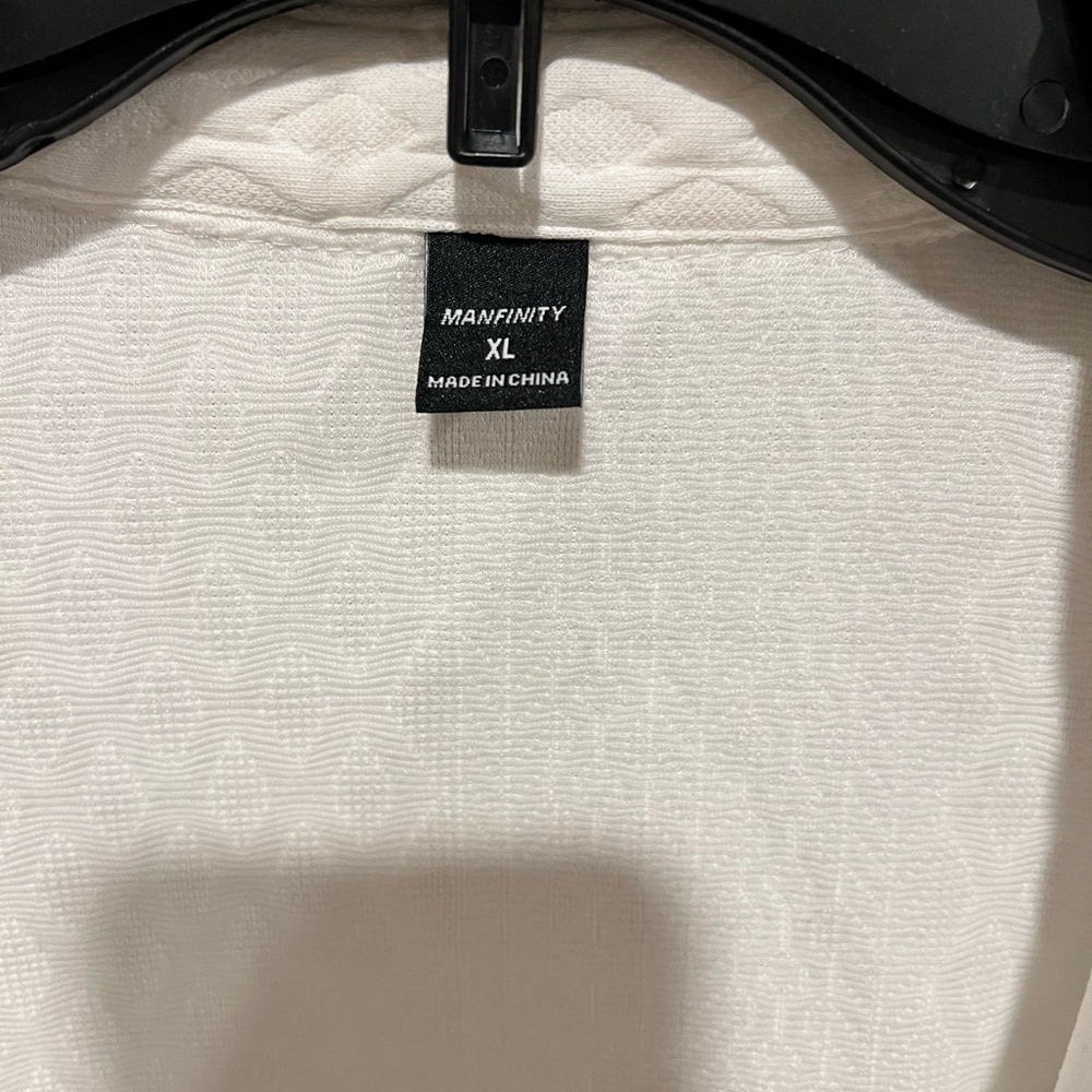 NFINITY White Casual Button Down Shirt with Textured Fabric - Picture 2 of 4